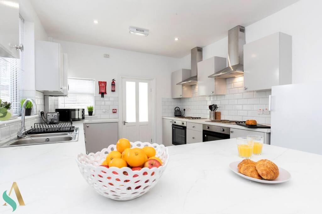 5 Double Bedrooms With Ensuites - Teesside House Tsac Redcar Exterior foto